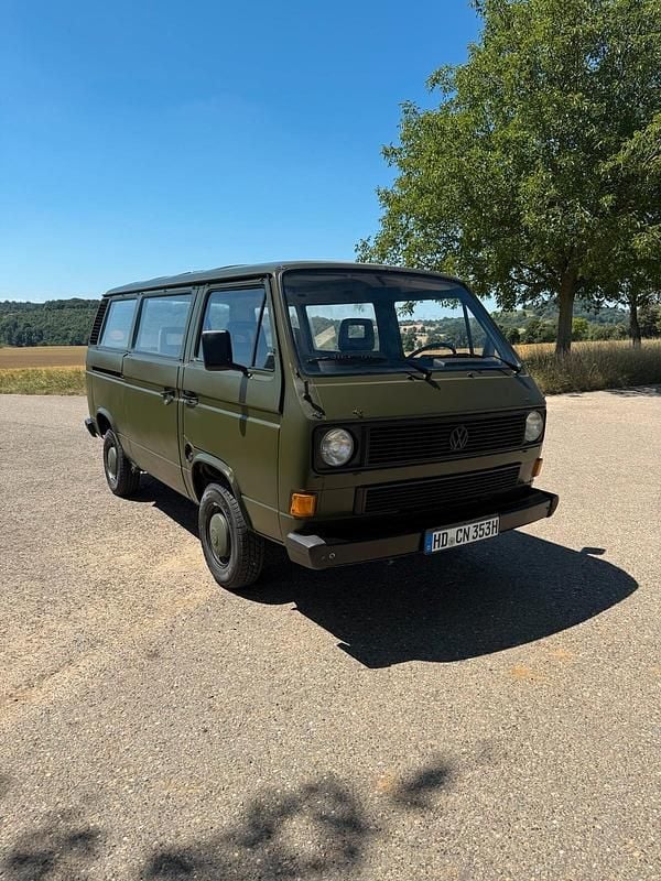Grün Gebraucht 1989 VW T3 Van | 9.900 € - Bild 1/4