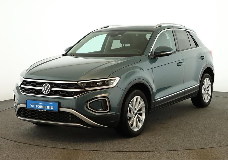 Petroleum blue metallic Gebraucht 2023 VW T-Roc Style SUV | 27.280 € (Fairer Preis) - Bild 1/4