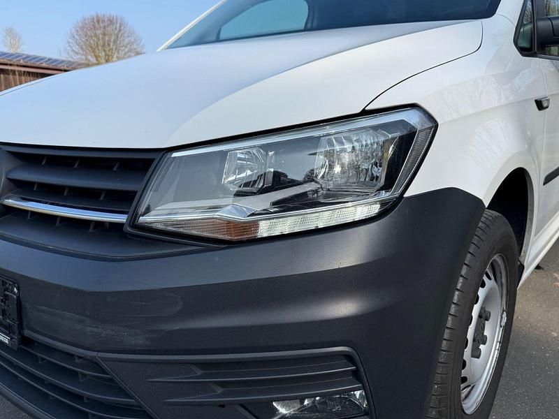 Gebraucht VW Caddy 102 PS (75 kW) 2019 Weiß Van / Kleinbus