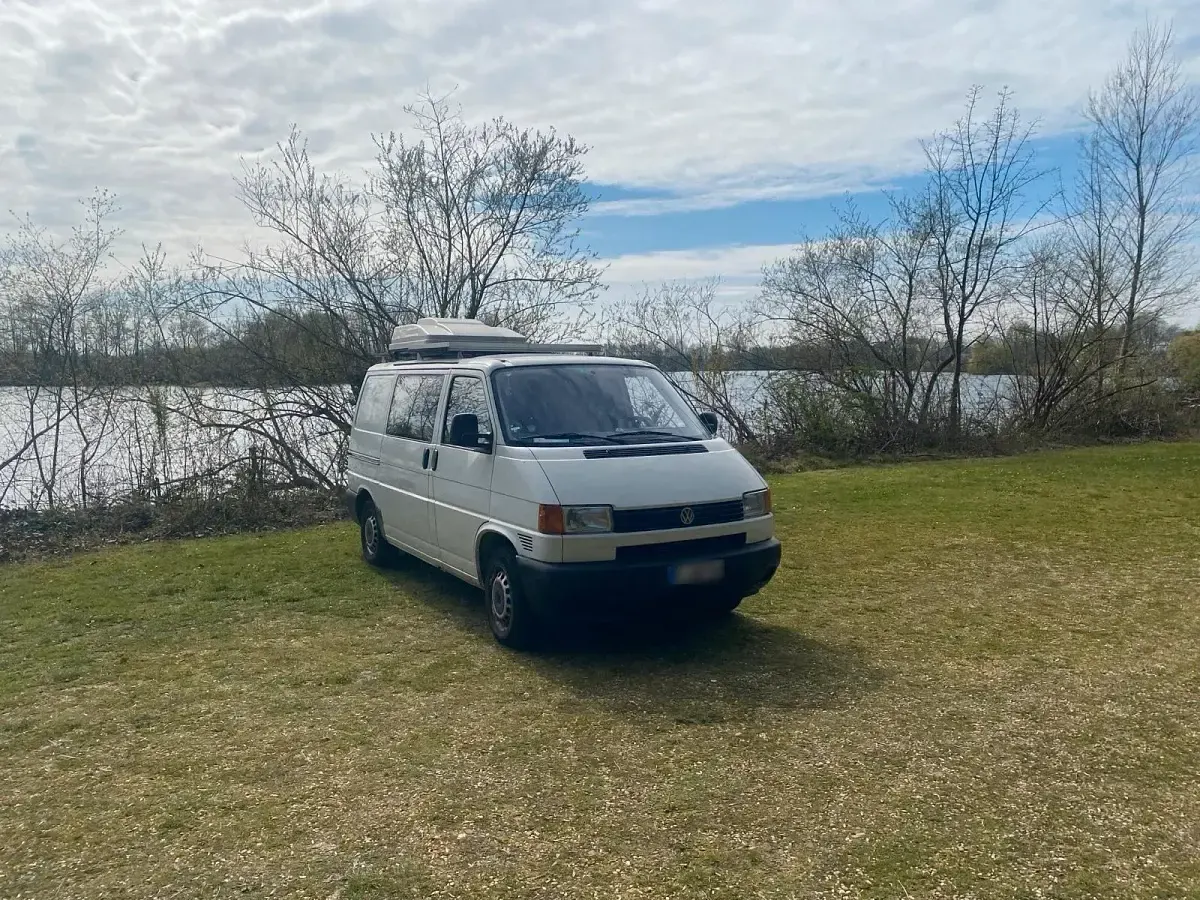 Gebraucht VW T4 68 PS (50 kW) 2000 Weiß Van