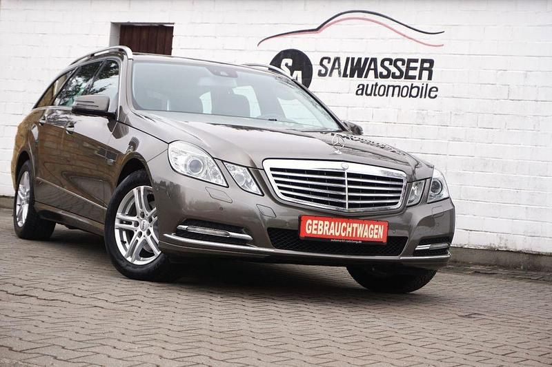 Gebraucht Mercedes E200 184 PS (135 kW) 2012 Grau Kombi