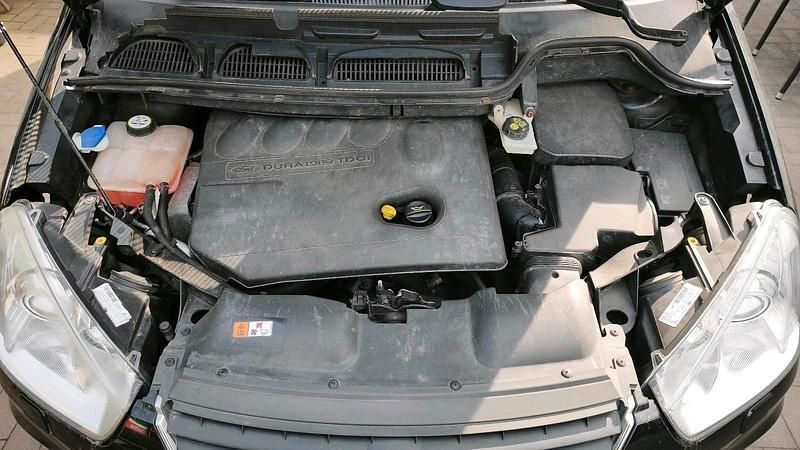 Gebraucht Ford C-MAX Titanium 136 PS (100 kW) 2010 Schwarz Van / Kleinbus