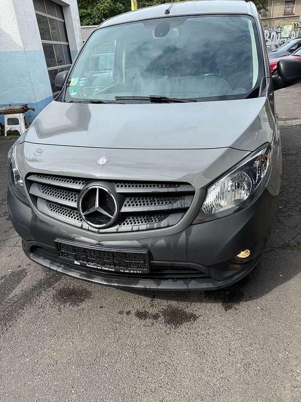 Grau Gebraucht 2017 Mercedes Citan 112 Van / Kleinbus | 11.850 € (Fairer Preis) - Bild 1/4