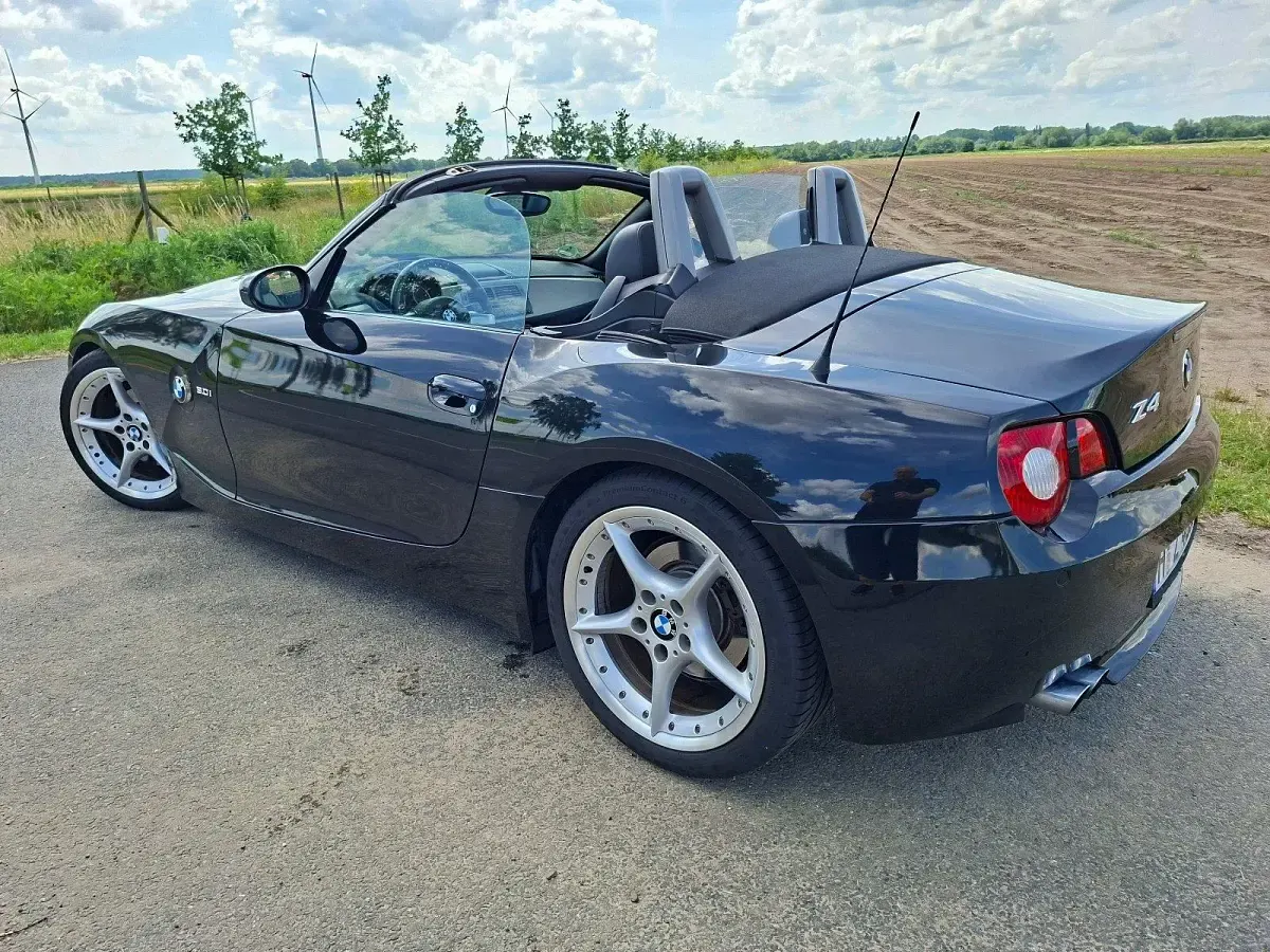 Gebraucht BMW Z4 231 PS (169 kW) 2003 Schwarz Cabrio