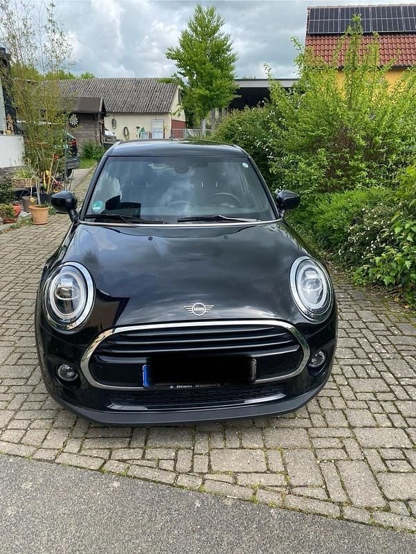 Gebraucht Mini Cooper 136 PS (100 kW) 2021 Schwarz Kleinwagen