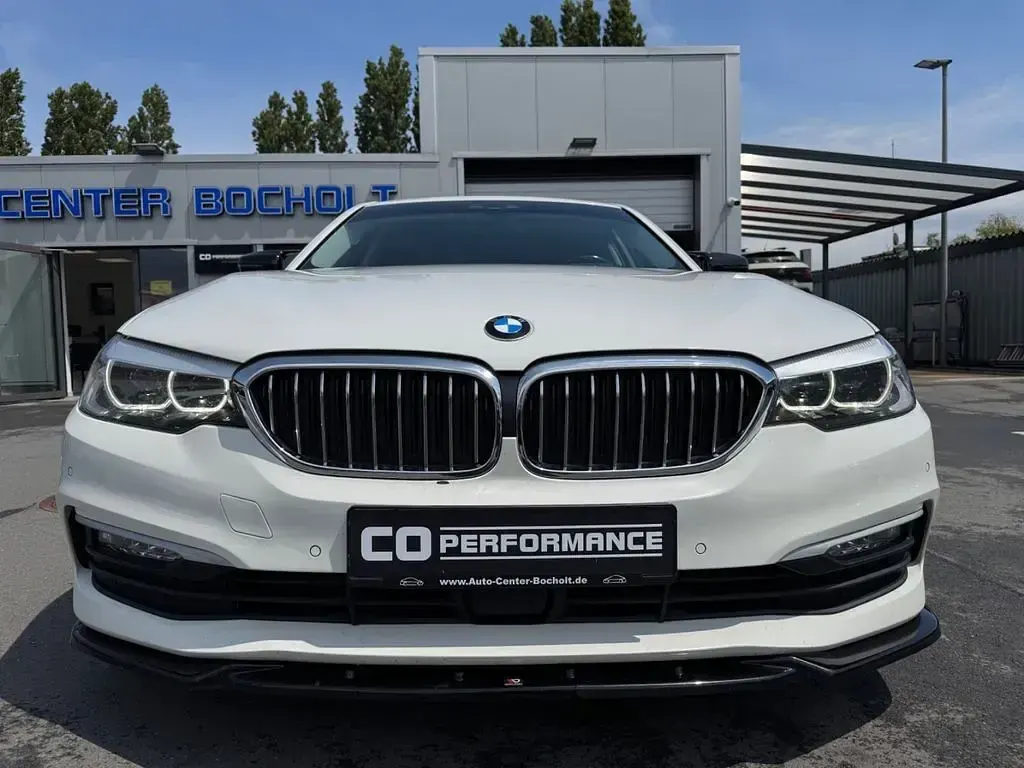 Gebraucht BMW 530 Performance 265 PS (194 kW) 2017 Weiß Limousine