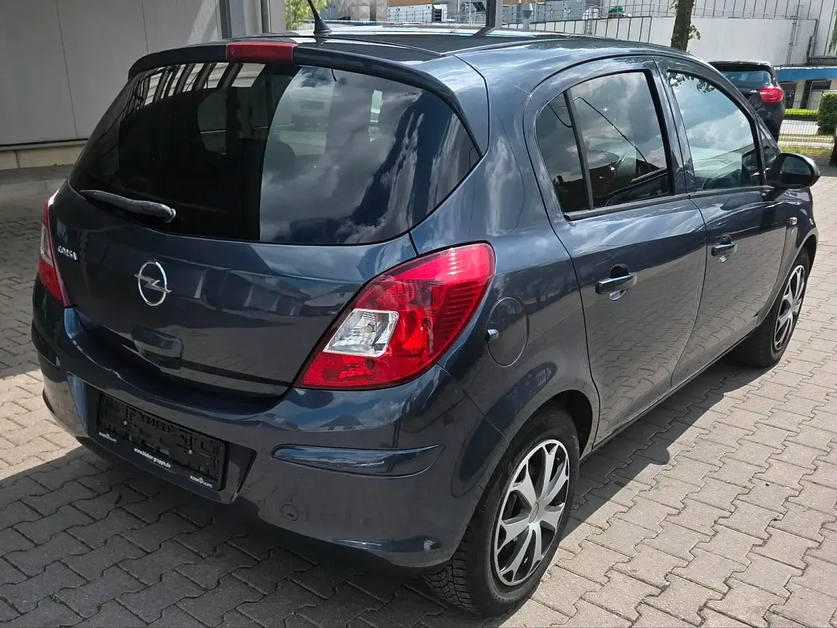 Gebraucht Opel Corsa 87 PS (63 kW) 2010 Blau Kleinwagen
