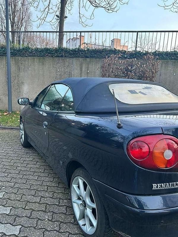 Gebraucht Renault Mégane Cabriolet 107 PS (78 kW) 2000 Cabrio