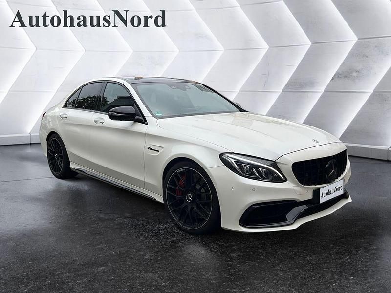 Weiß Gebraucht 2017 Mercedes C63S AMG AMG Limousine | 54.900 € (Fairer Preis) - Bild 1/3