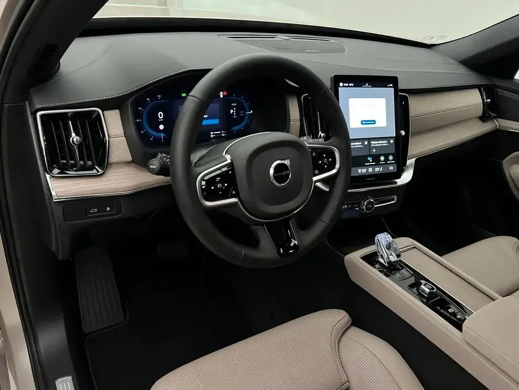 Gebraucht Volvo XC90 Plus 455 PS (334 kW) 2025 Gold SUV