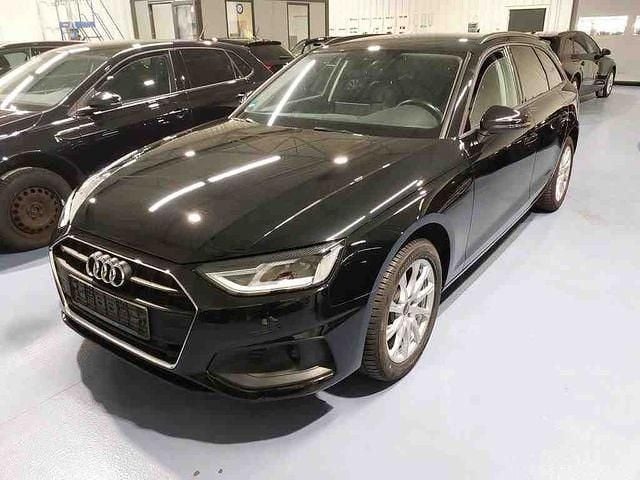 Second-hand Audi A4 150 CP (110 kW) 2022 Negru Break