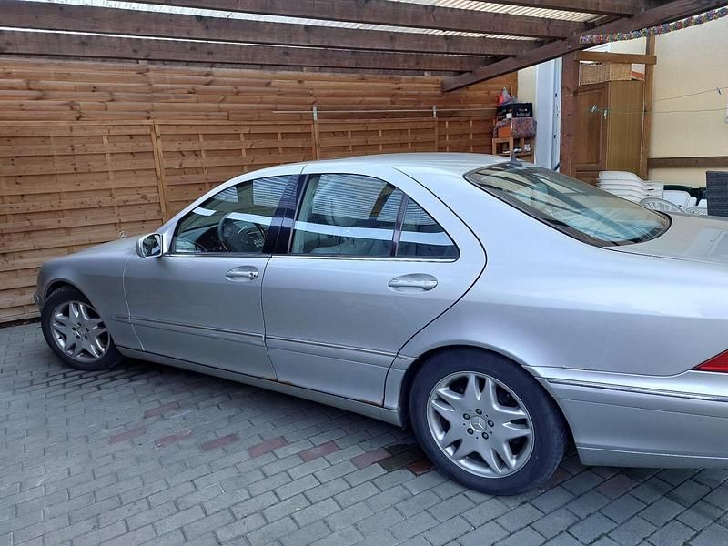 Gebraucht Mercedes S320 224 PS (164 kW) 2000 Silber Limousine