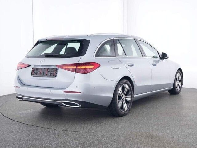 Second-hand Mercedes C180 Advanced 170 CP (125 kW) 2023 Argintiu Break