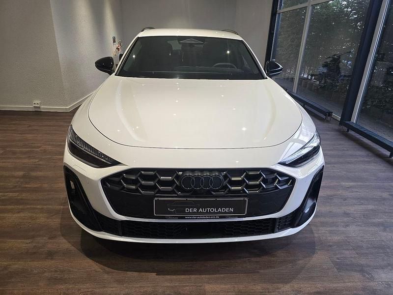 Neu Audi A5 S-Line 150 PS (110 kW) 2025 Weiß Coupé