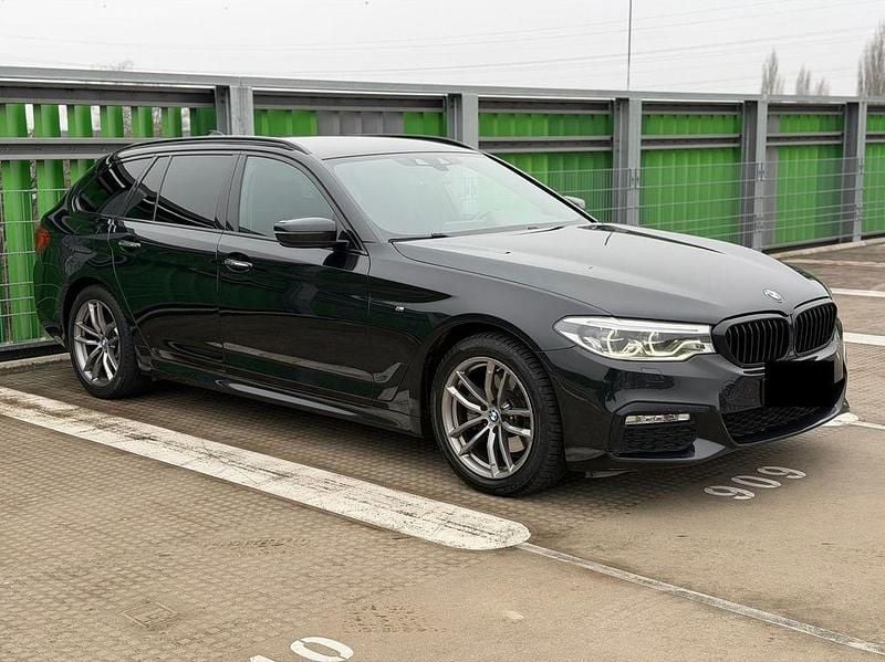 Gebraucht BMW 520 M Sport 190 PS (139 kW) 2018 Schwarz Kombi