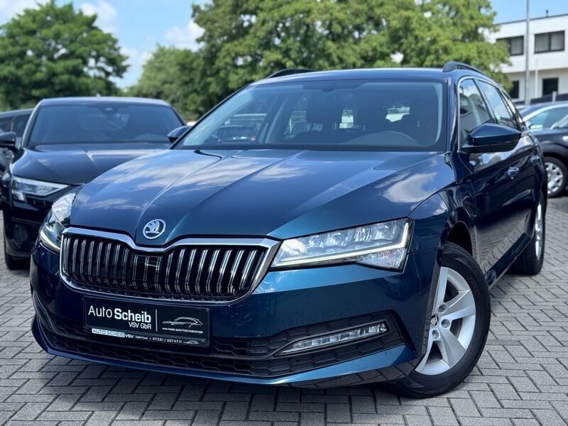 Blau Gebraucht 2020 Skoda Superb Ambition Kombi | 22.950 € (Fairer Preis) - Bild 1/4