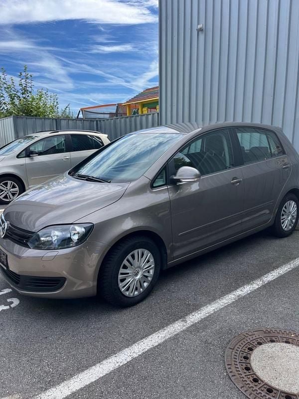 Gebraucht VW Golf VI Trendline 86 PS (63 kW) 2011 Braun Kleinwagen