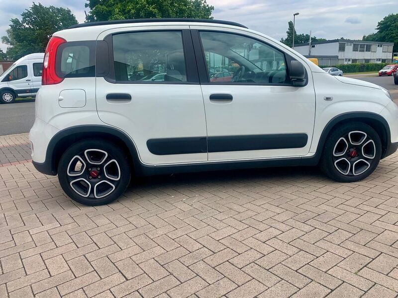 Weiß Gebraucht 2021 Fiat Panda City Life Kleinwagen | 10.800 € (Guter Preis) - Bild 1/4