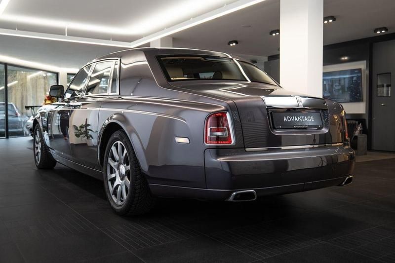 Gebraucht Rolls Royce Phantom 460 PS (338 kW) 2015 Silber Limousine