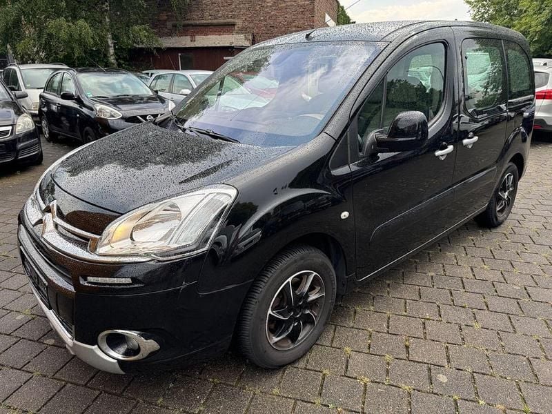 Schwarz Gebraucht 2014 Citroën Berlingo SELECTION Van / Kleinbus | 7.499 € (Fairer Preis) - Bild 1/4