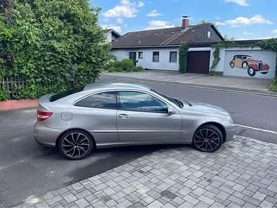 Gebraucht Mercedes CLC230 204 PS (150 kW) 2008 Silber Kleinwagen