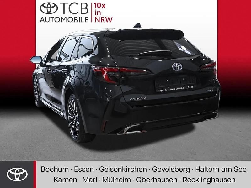 Neu Toyota Corolla 196 PS (144 kW) 2025 Schwarz Kombi
