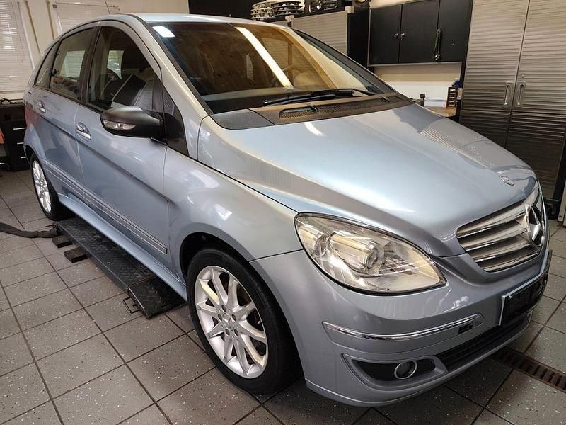 Gebraucht 2007 Mercedes B180 Van / Kleinbus | 6.990 € (Teuer) - Bild 1/4