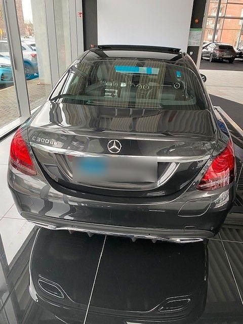 Gebraucht Mercedes C300e 306 PS (225 kW) 2020 Grau Limousine