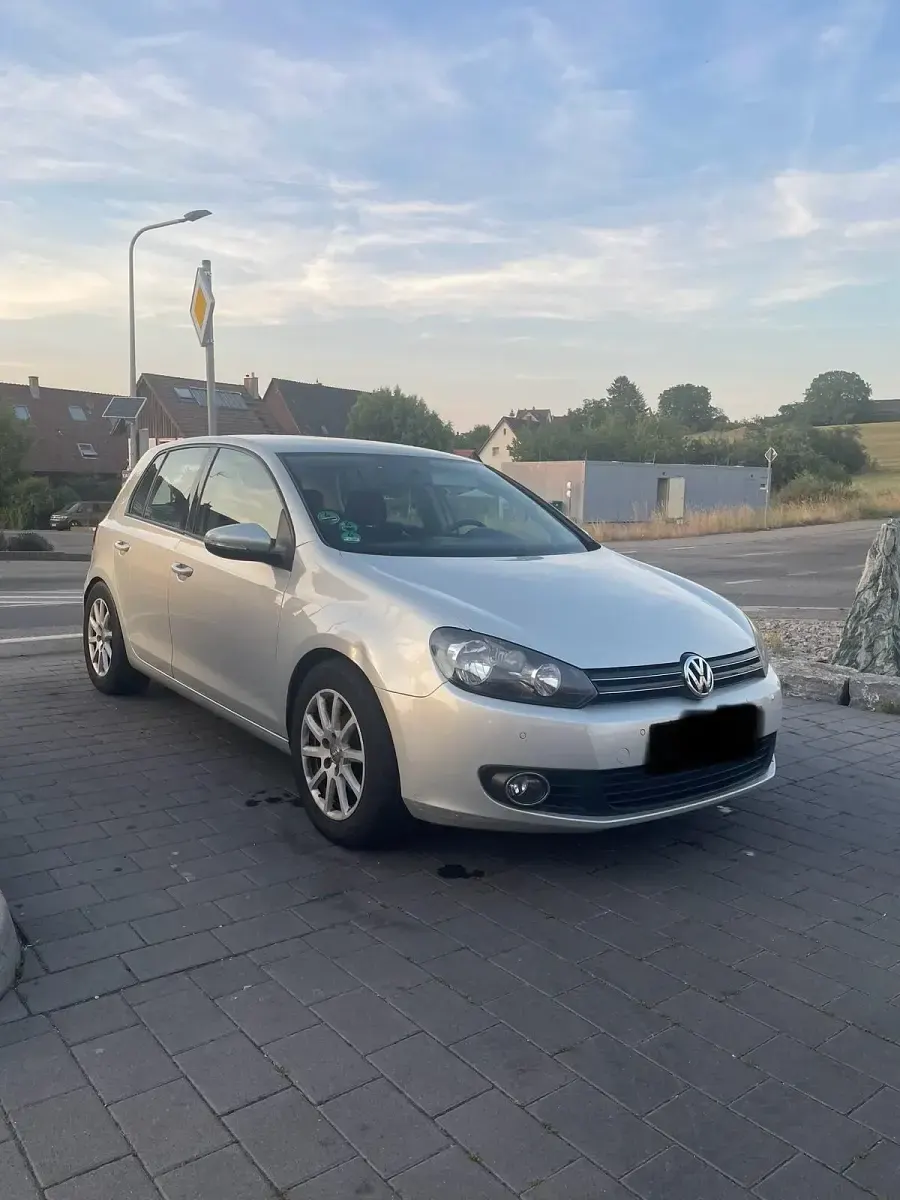 Gebraucht VW Golf VI 110 PS (80 kW) 2009 Grau Limousine