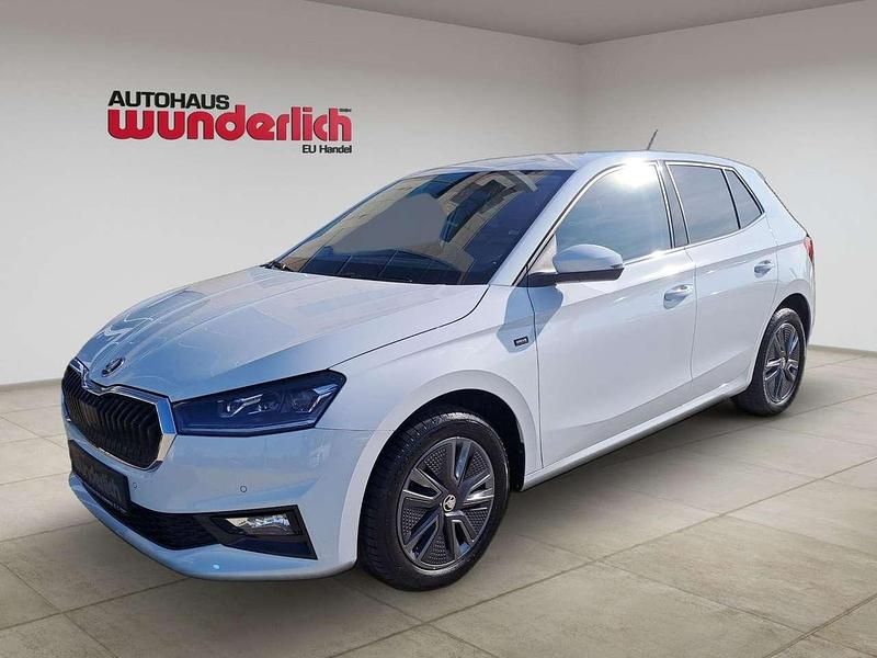 Moon weiß perleffekt Neu 2025 Skoda Fabia Drive Kleinwagen | 19.490 € (Fairer Preis) - Bild 1/4