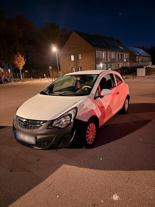 Weiß Gebraucht 2014 Opel Corsa Kleinwagen | 4.500 € (Fairer Preis) - Bild 1/4