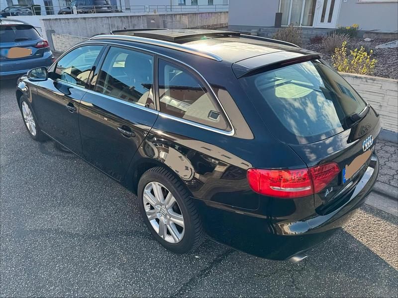 Gebraucht Audi A4 Ambiente 239 PS (175 kW) 2010 Schwarz Kombi