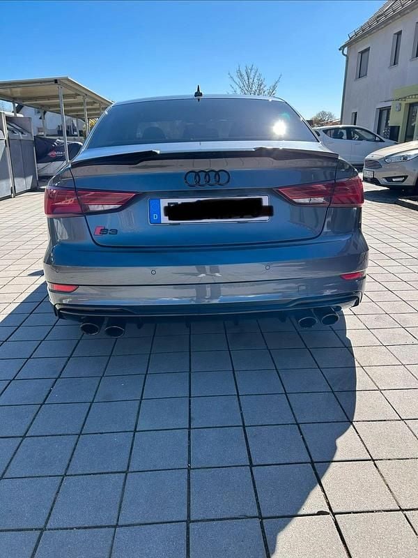 Second-hand Audi S3 310 CP (228 kW) 2017 Gri Berlinǎ
