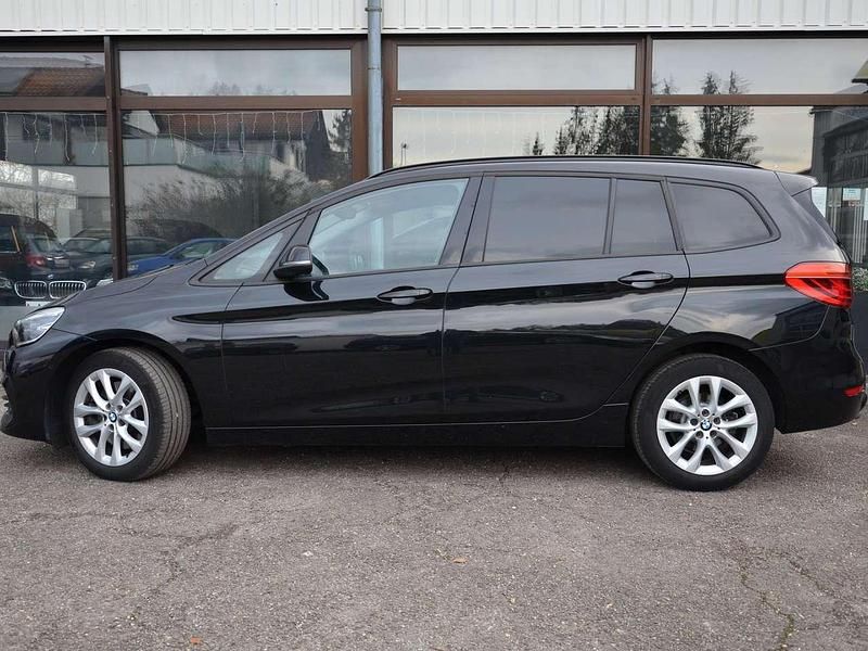 Gebraucht BMW 218 Advantage 150 PS (110 kW) 2022 Black sapphire metallic Van / Kleinbus