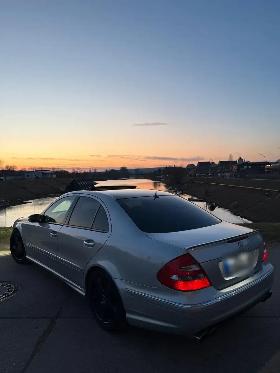 Gebraucht Mercedes E320 224 PS (164 kW) 2002 Silber Limousine