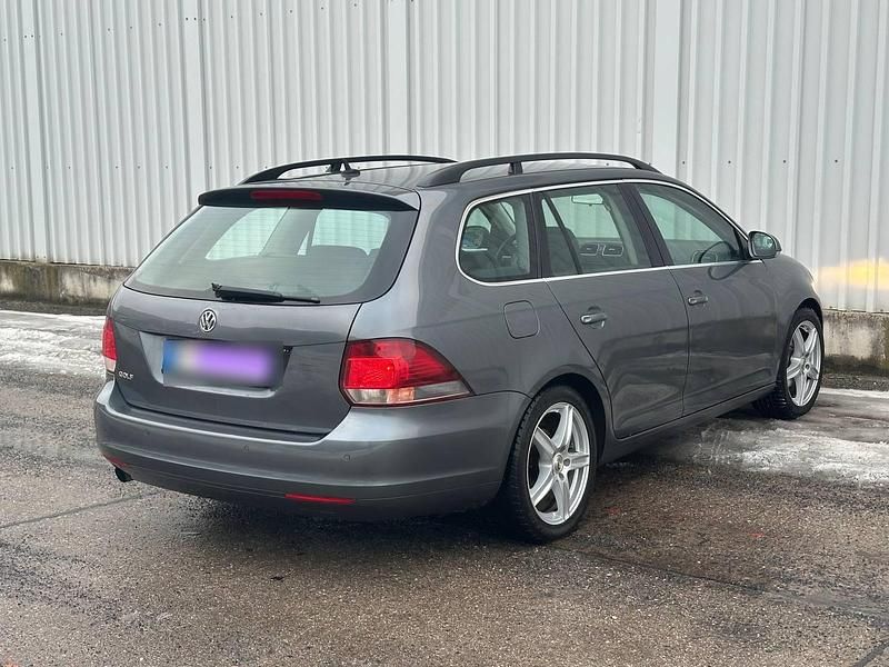 Gebraucht VW Golf VI 105 PS (77 kW) 2010 Grau Kleinwagen