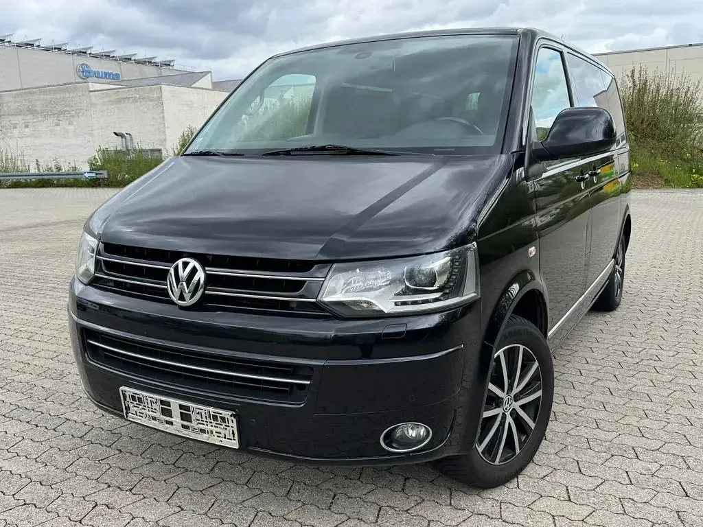 Używany VW T5 Highline 179 KM (131 kW) 2013 Czarny Van