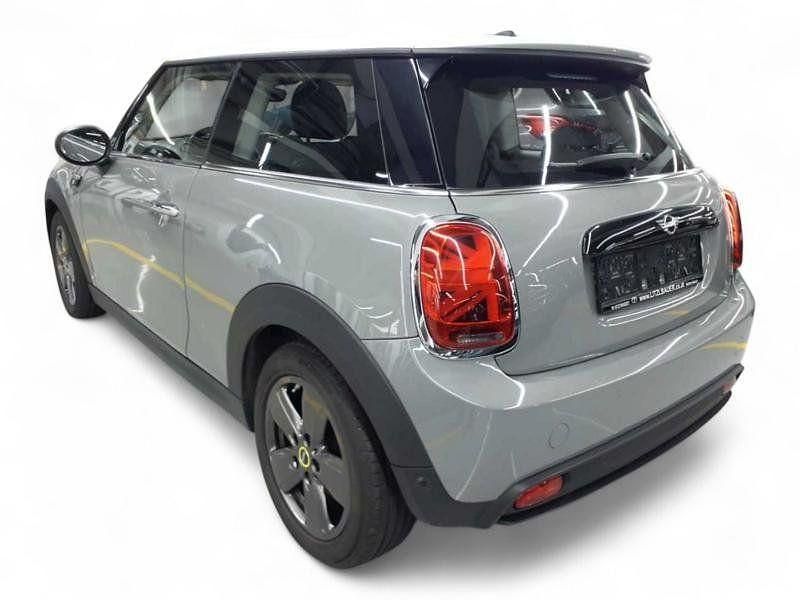 Gebraucht Mini Cooper SE Collection 135 kW (184 PS) 2021 Moonwalk grey (metallic) Kleinwagen
