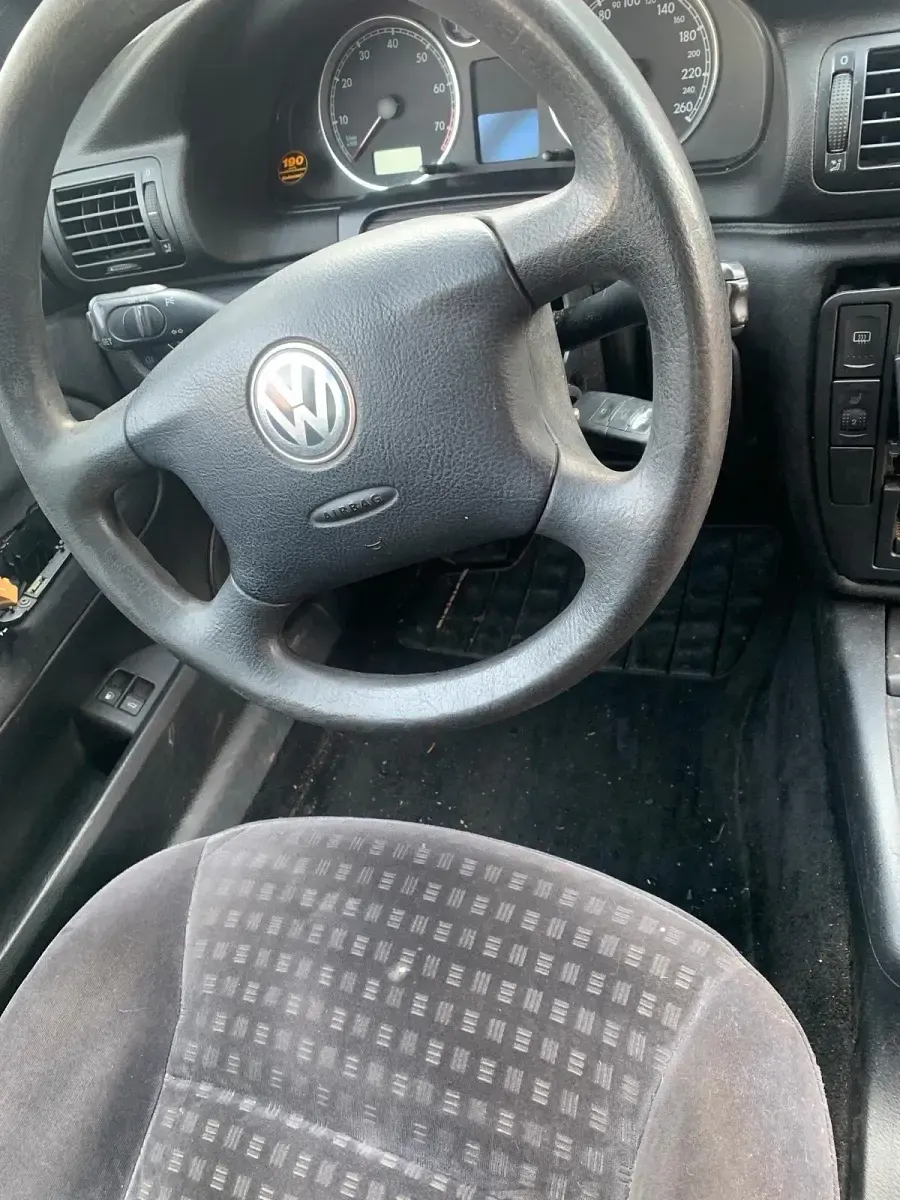 Gebraucht VW Passat 150 PS (110 kW) 2002 Grau Kombi