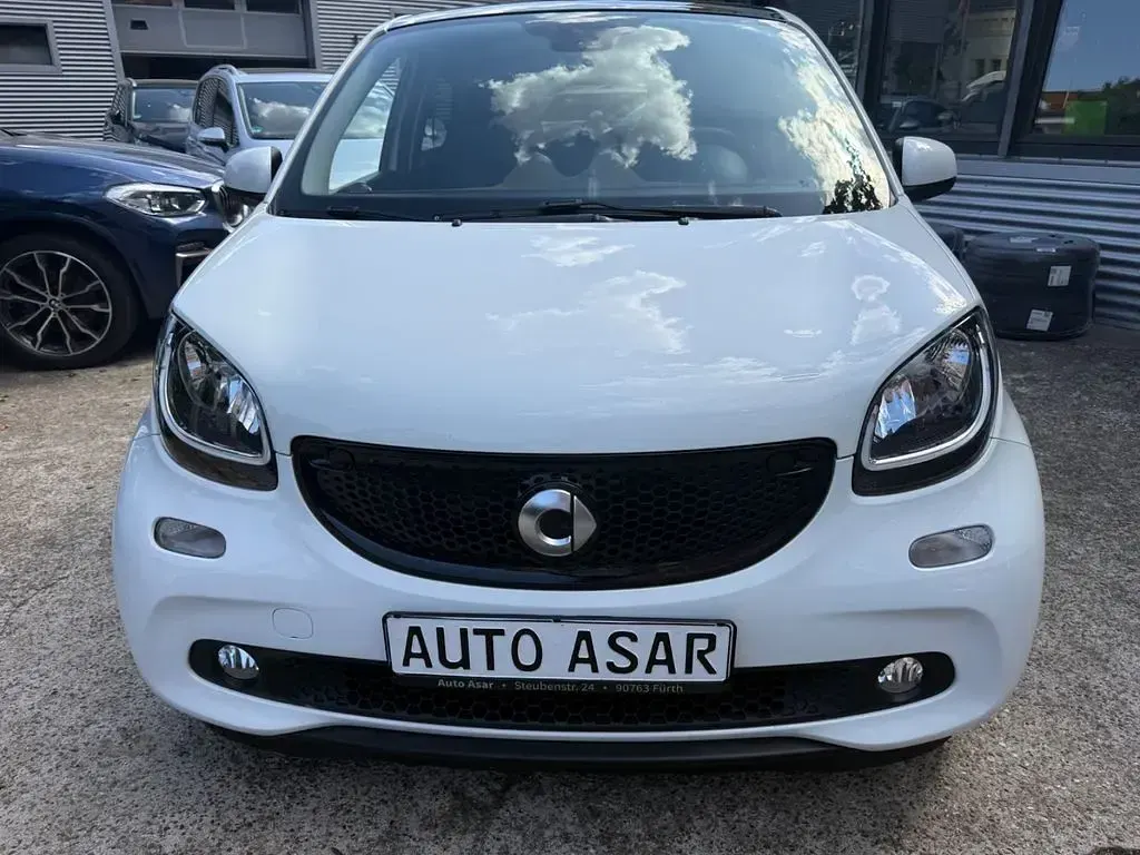 Gebraucht Smart ForFour 90 PS (66 kW) 2018 Weiß Kleinwagen