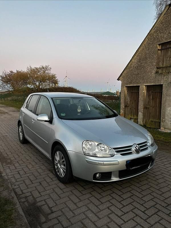 Gebraucht VW Golf V 102 PS (75 kW) 2007 Silber Kleinwagen