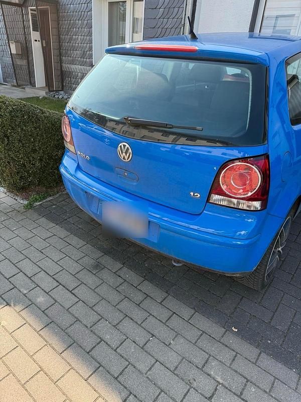 Gebraucht VW Polo 60 PS (44 kW) 2006 Blau Kleinwagen
