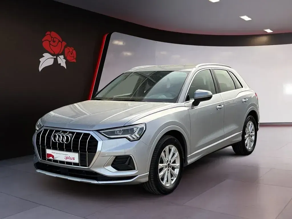 Gebraucht Audi Q3 Ambiente 150 PS (110 kW) 2022 Florettsilber metallic SUV