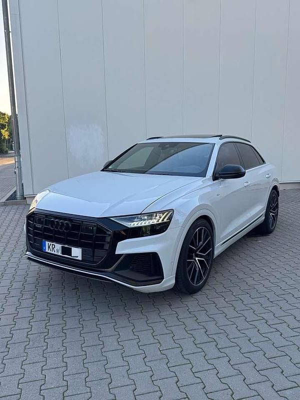 Weiß Gebraucht 2019 Audi Q8 S-Line SUV | 55.900 € (Fairer Preis) - Bild 1/4