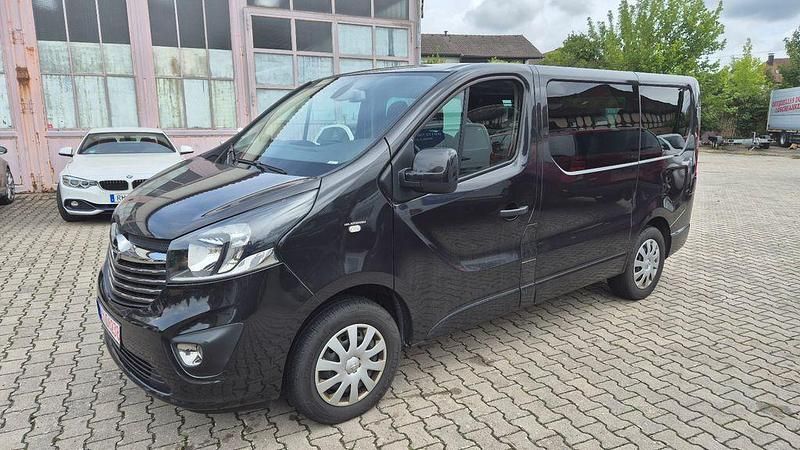 Schwarz Gebraucht 2019 Opel Vivaro Van | 13.900 € (Fairer Preis) - Bild 1/4