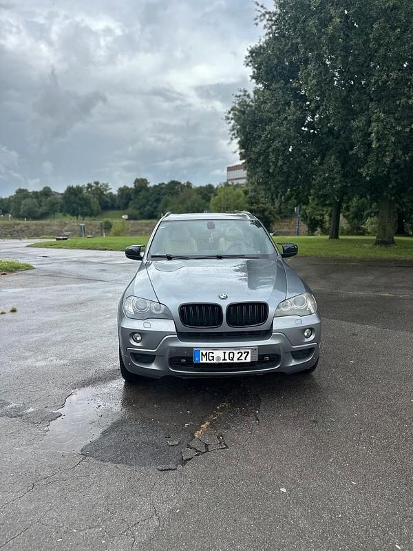 Grau Gebraucht 2008 BMW X5 M M Sport SUV | 8.900 € - Bild 1/4