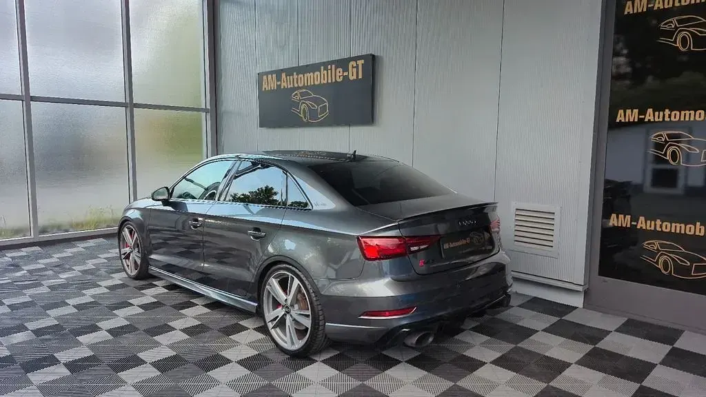 Gebraucht Audi RS3 Sport 400 PS (294 kW) 2019 Daytonagrau Limousine