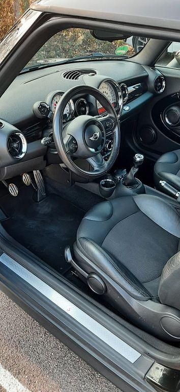 Second-hand Mini Cooper S 184 CP (135 kW) 2011 Negru Hatchback