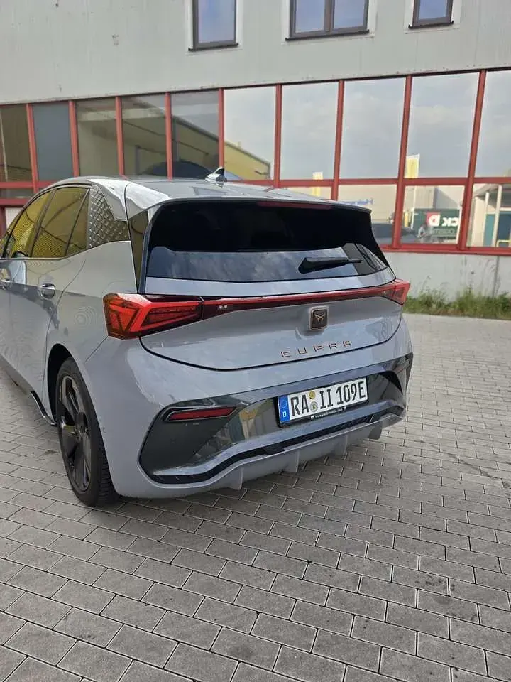 Gebraucht Cupra Born 169 kW (231 PS) 2022 Grau Kleinwagen
