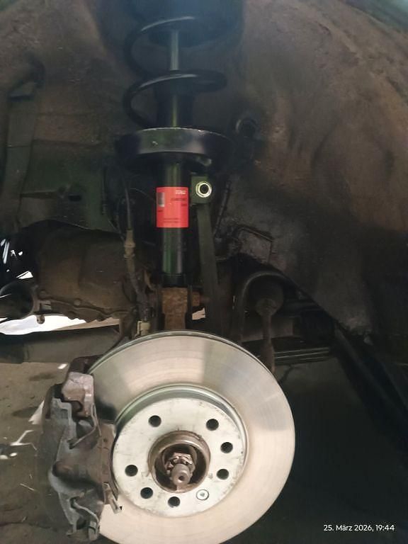 Gebraucht Opel Zafira 125 PS (91 kW) 2003 Silber Van / Kleinbus